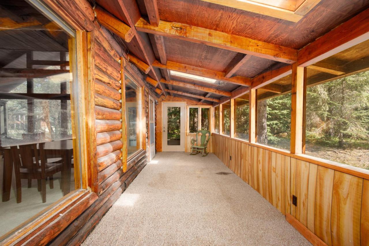 Alpine Meadows Log Cabin Girdwood Eksteriør billede