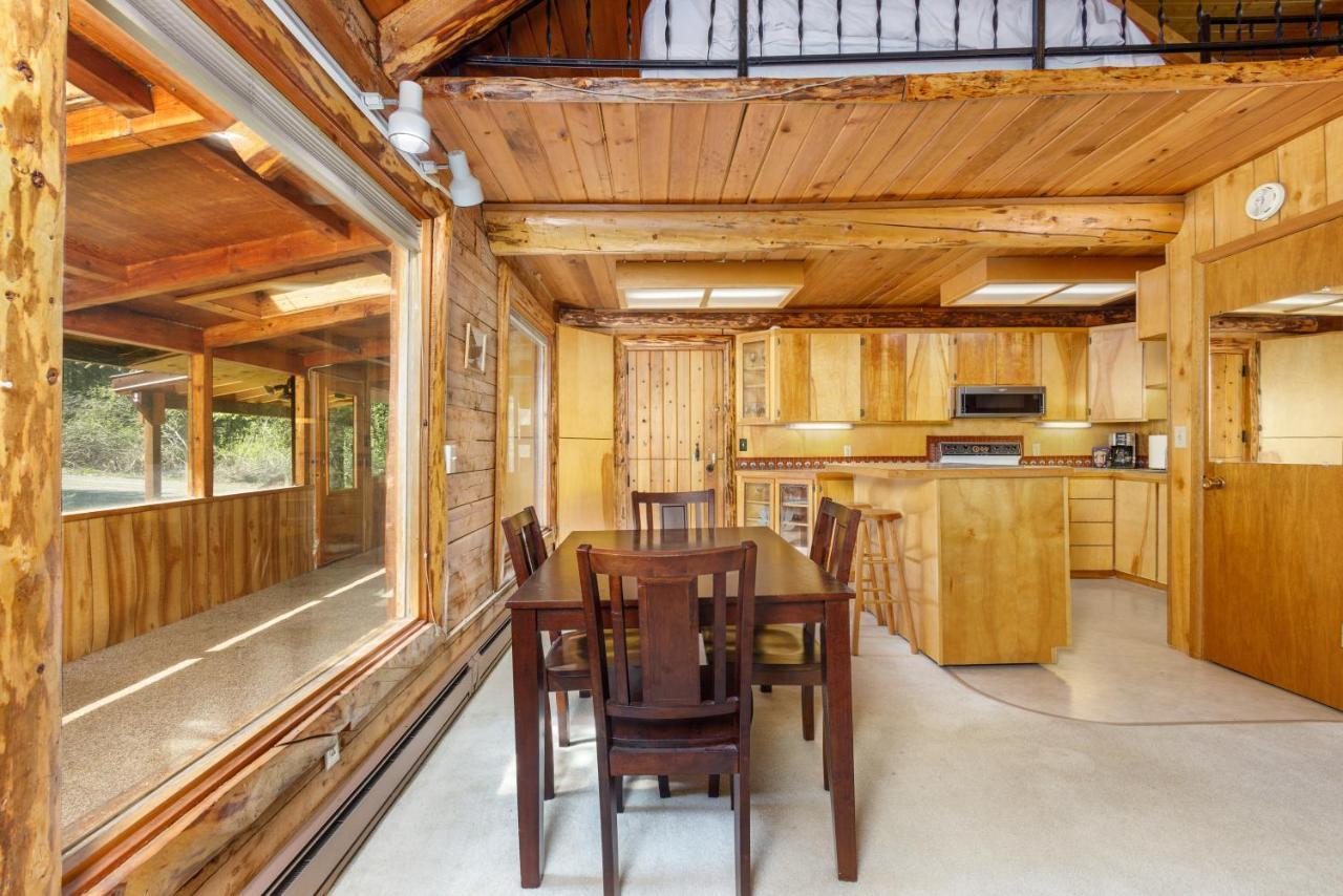 Alpine Meadows Log Cabin Girdwood Eksteriør billede
