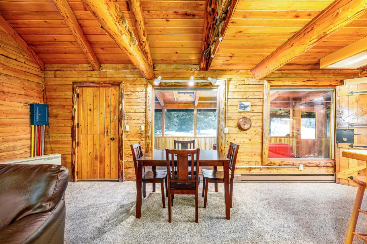 Alpine Meadows Log Cabin Girdwood Eksteriør billede