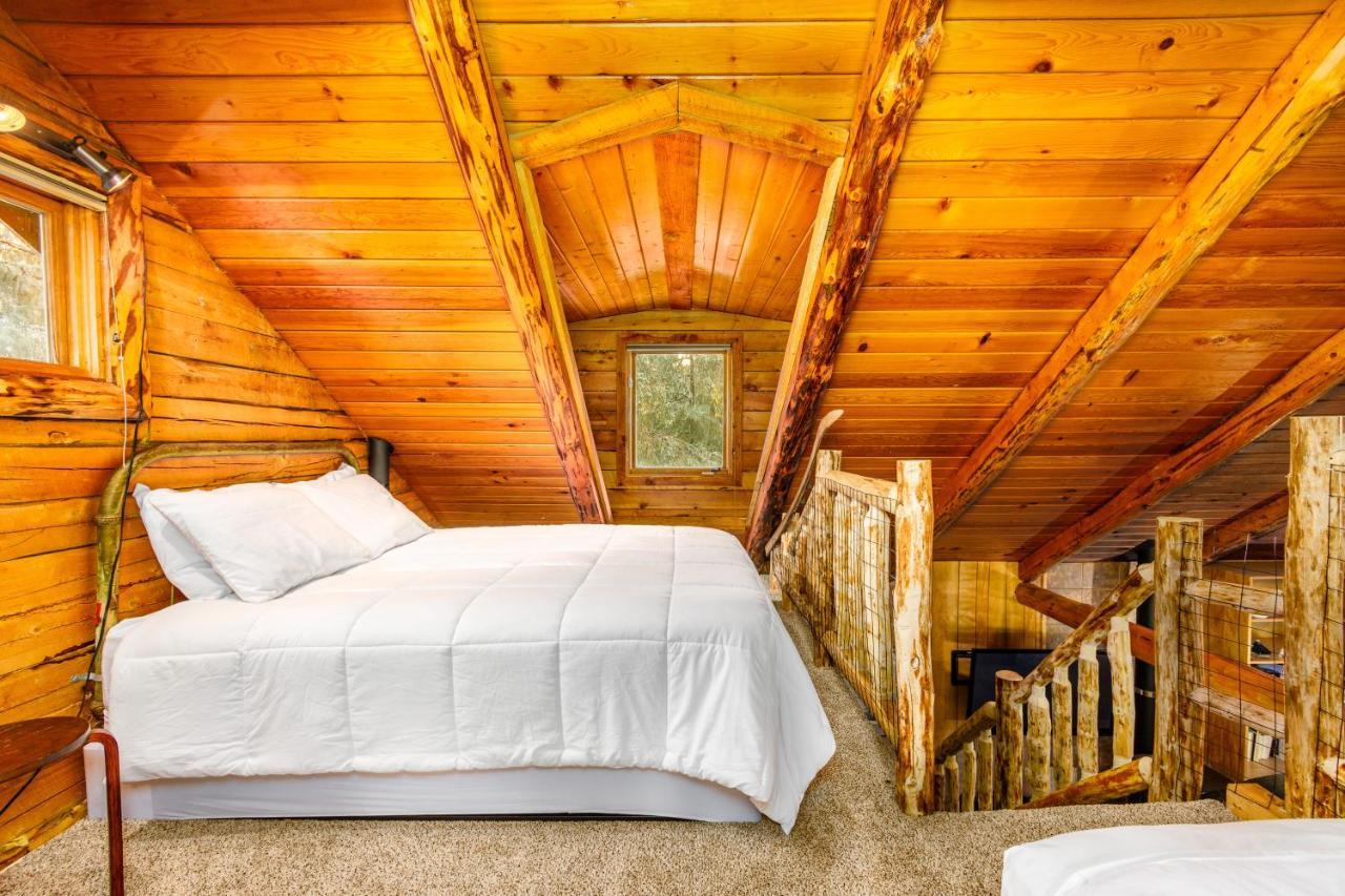 Alpine Meadows Log Cabin Girdwood Eksteriør billede